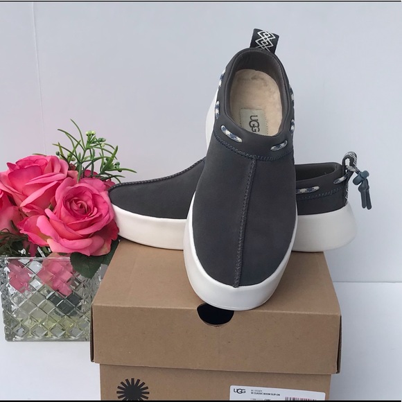 UGG Classic Boom Slip-On - Picture 8 of 8
